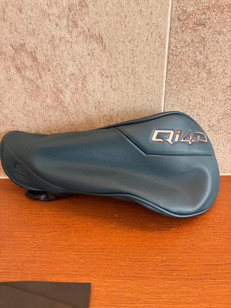 新品 Qi4D ドライバー 10.5° ヘッドのみ（日本正規品・右用）カバー付