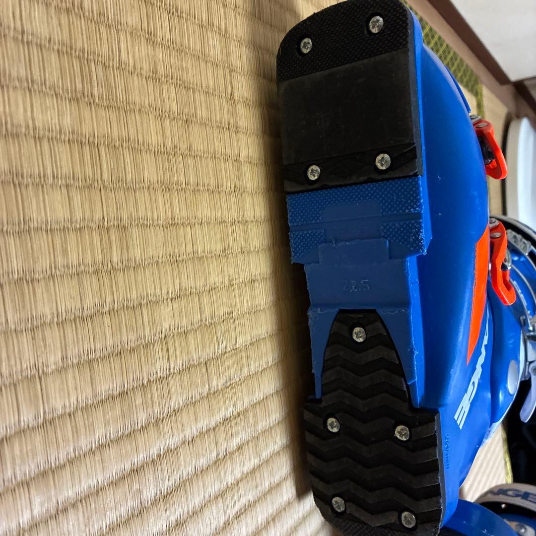 LANGE （RSJ60）スキーブーツ22.5センチ　6回使用（1シーズンのみ）