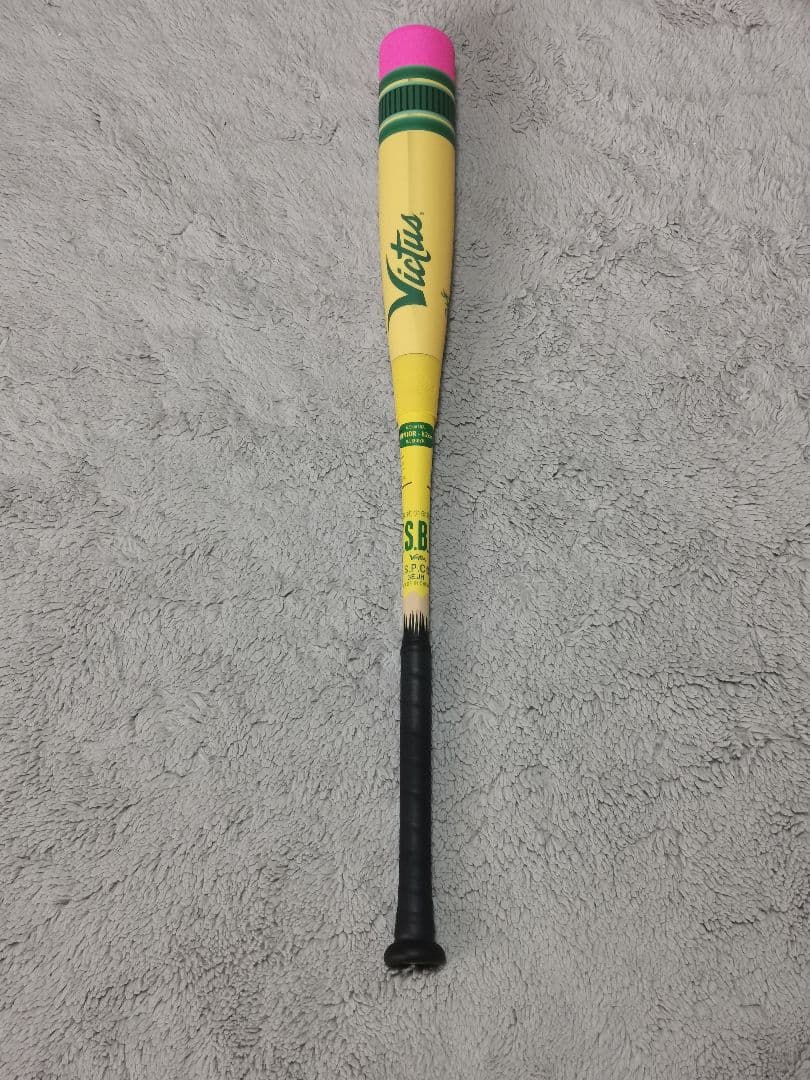 【今日だけこの価格】Victus ペンシルバット 82cm 少年用 　新品級