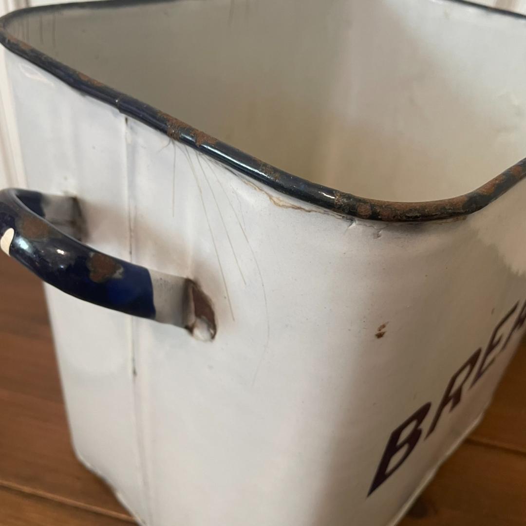 イギリスアンティーク ホーロー ブレッド缶 ブロカント 蚤の市 ヴィンテージ