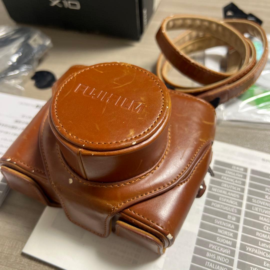 FUJIFILM X10 コンパクトデジタルカメラ