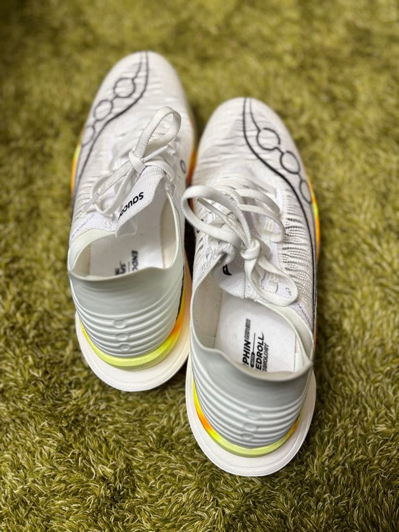 【完売サイズ】SAUCONY ENDORPHIN ELITE 2 28㎝