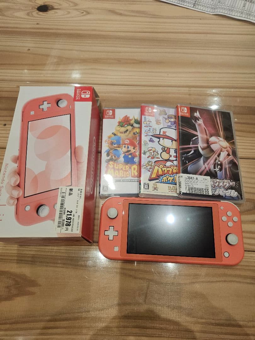 Nintendo Switch Lite ピンク本体+ソフト3本