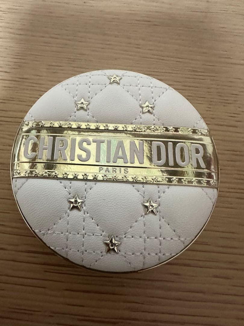 【新品未使用】ディオールスキン フォーエヴァー グロウ ルミナイザー