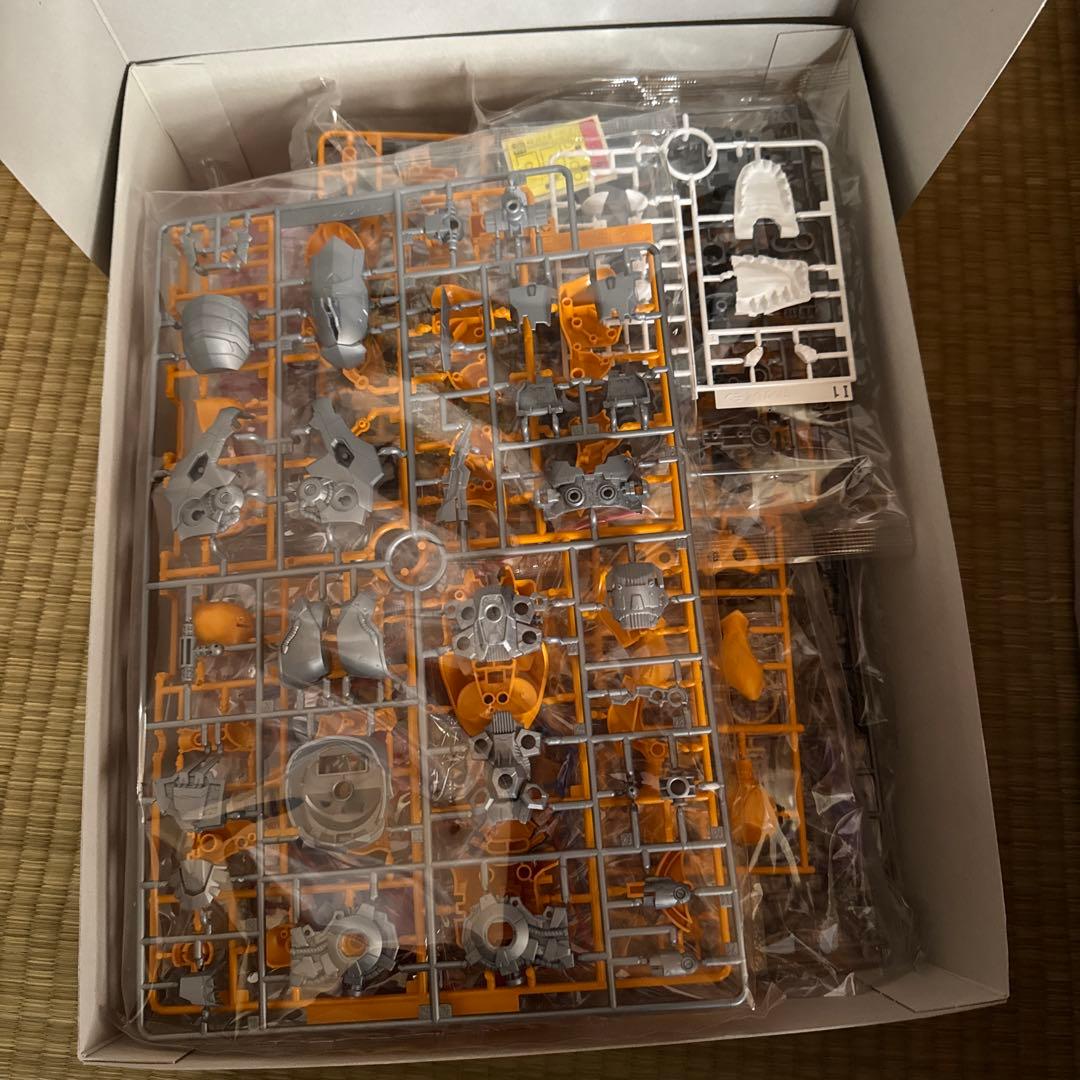 Figure-rise Standard メタルグレイモン　デジモン　プラモデル