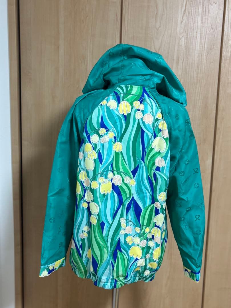 レオナールスポーツフード付きジャンパー