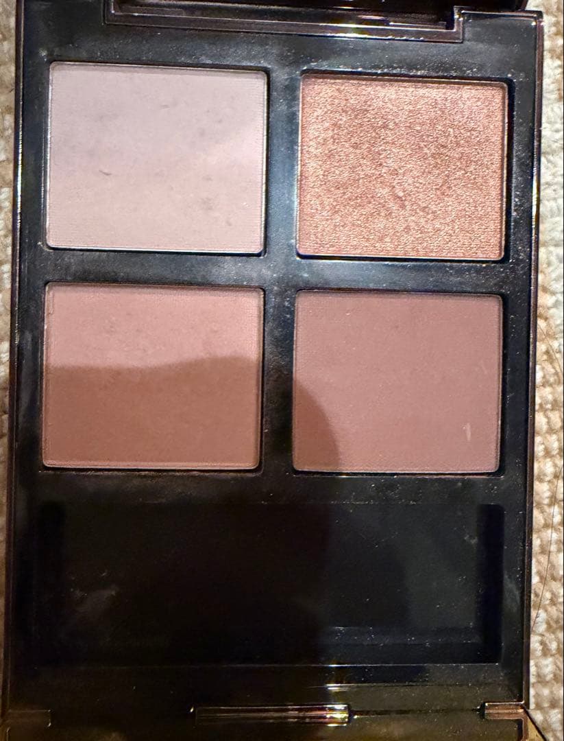 トムフォード　スールサブール