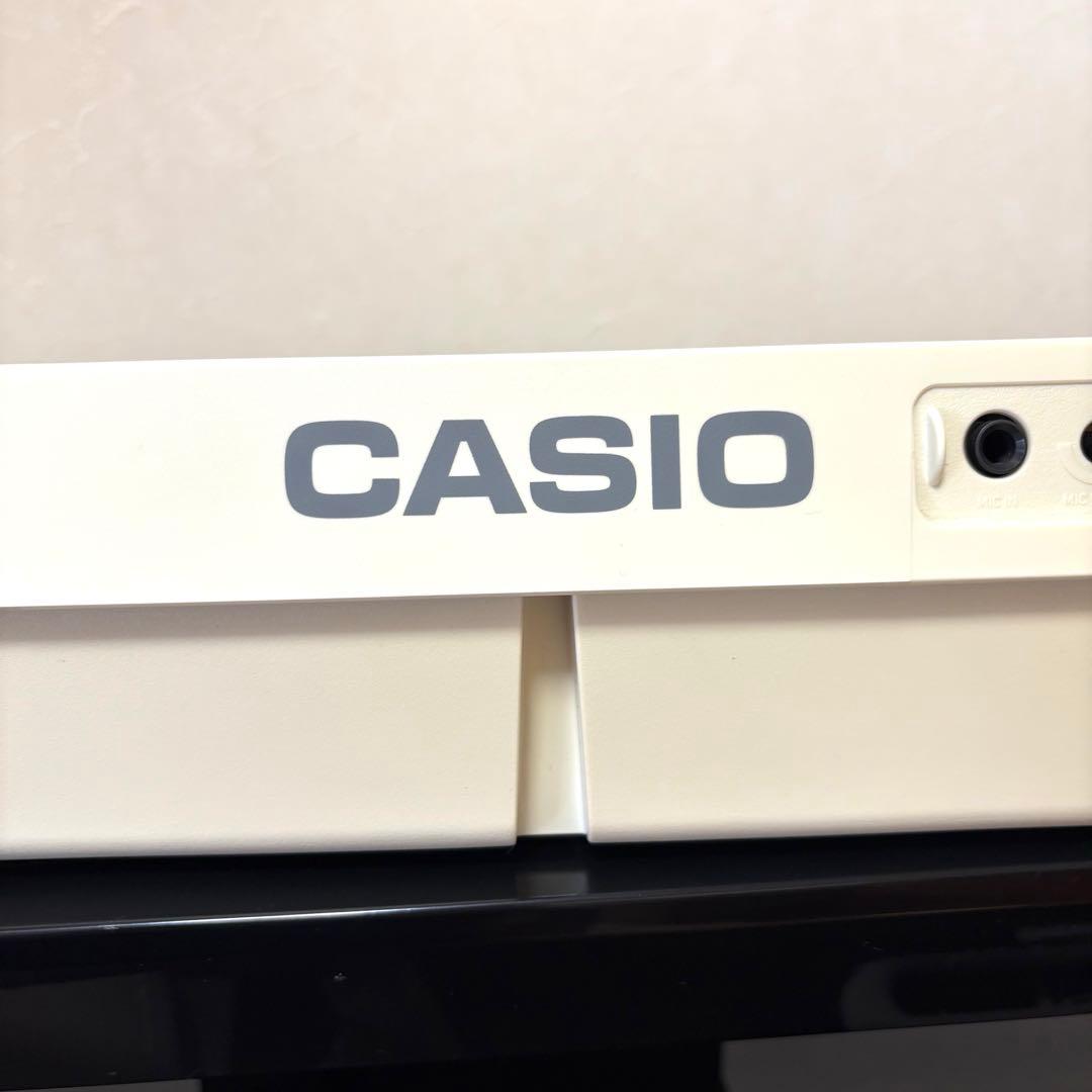 【美品】CASIO カシオ　LK-516 光ナビゲーション キーボード 19年製