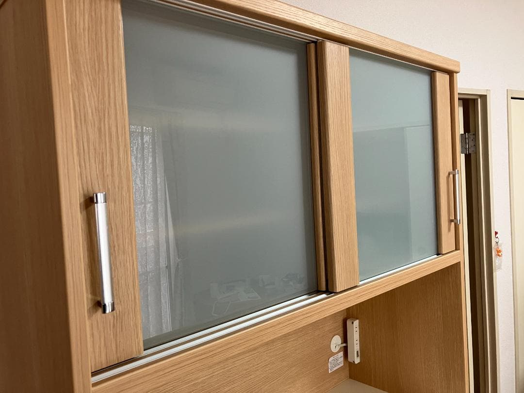 【ニトリ】食器棚 ナチュラル 幅105㎝　磨りガラス扉＆引き出し収納付き 美品