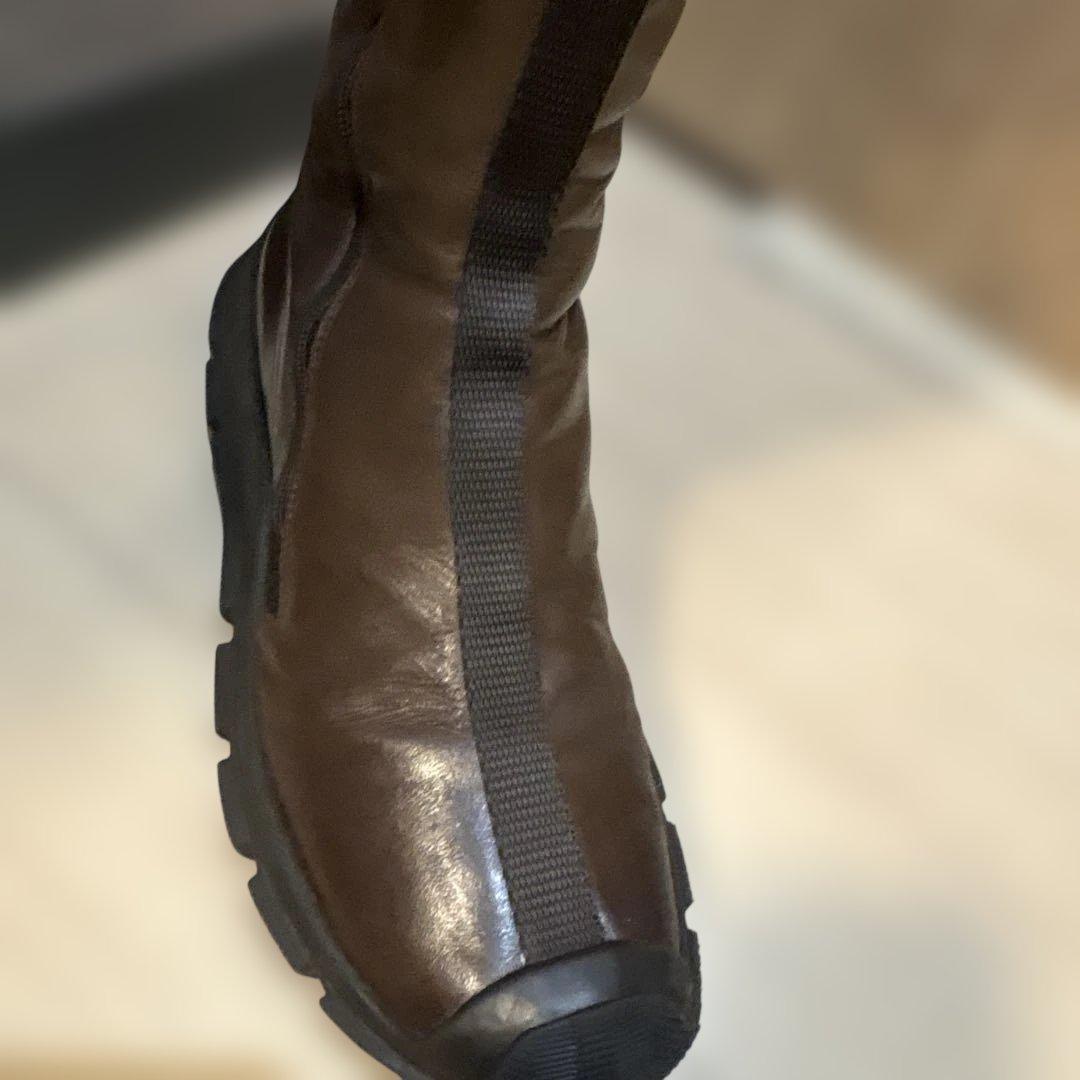 美品　miumiu ブラウンレザーブーツ ジッパー付き　36