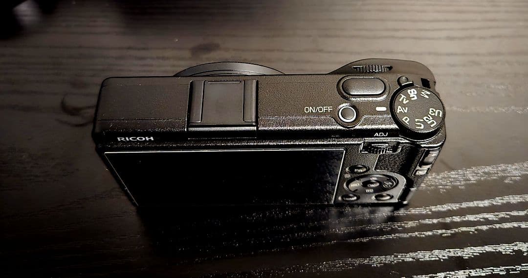 ほぼ未使用　RICOH GR IV コンパクトデジタルカメラ　レンズアダプタ付き