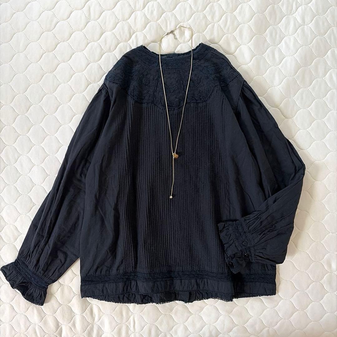 【24SS】BEARDSLEY リバーレースヨークブラウス　ブラック