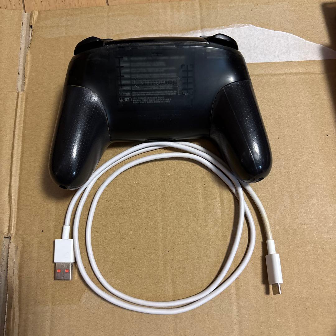 Switch ソフト4本+プロコンセット・マリオ・マイクラ・モンハン・スプラ2