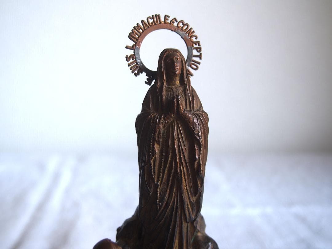 稼働します オルゴール ルルドの聖母 少女ベルナデッタ フランス /K218