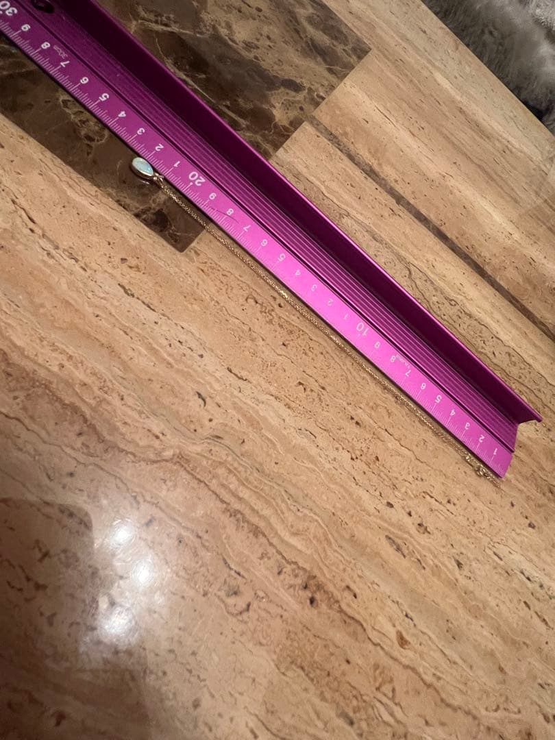 【美品】4°C 10kオパールゴールドネックレス　本日だけのバレンタイン価格