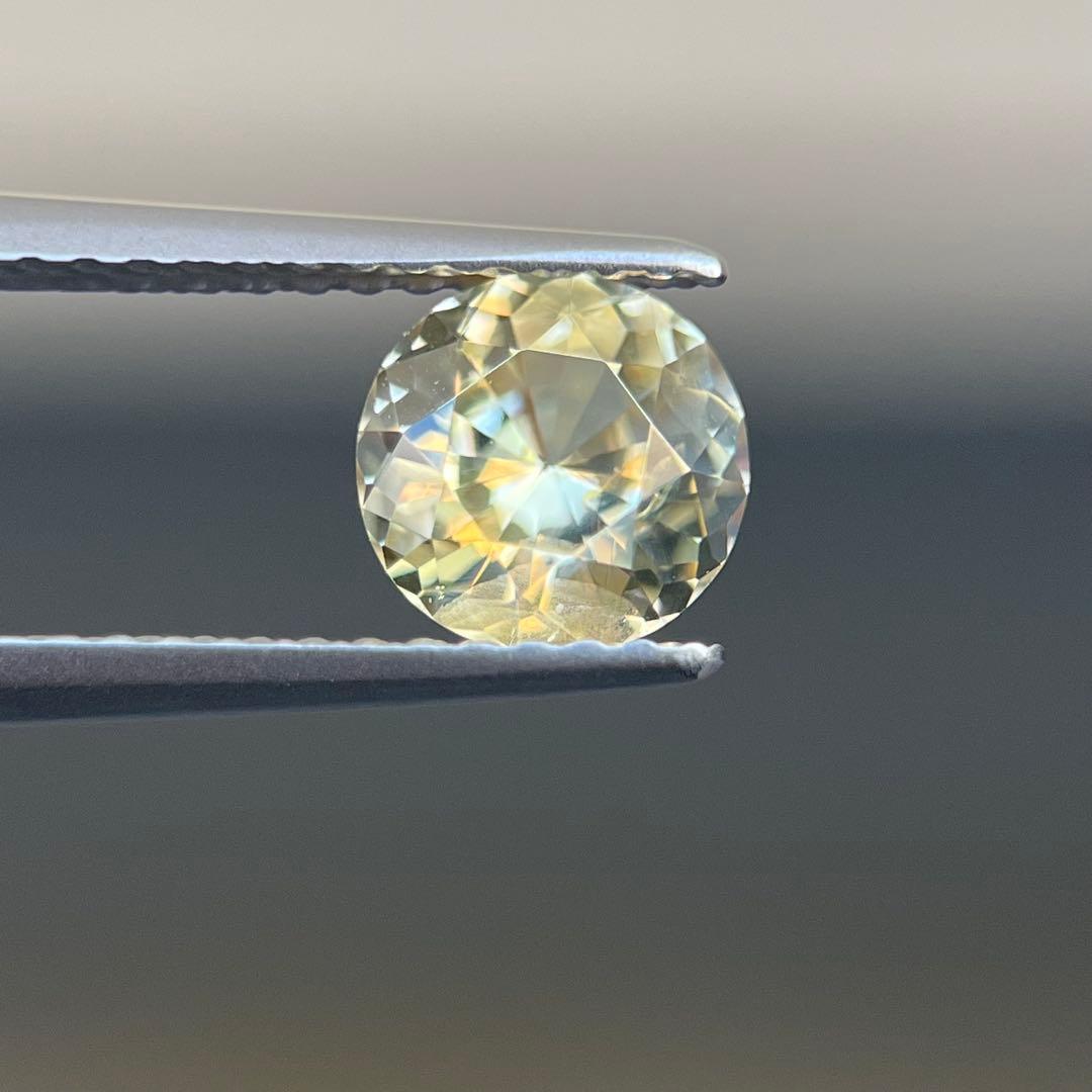 スリランカ産非加熱天然イエローサファイアルース