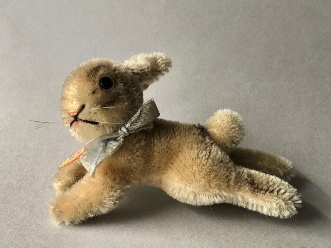 Steiff 　ウサギ　Lieg Hase