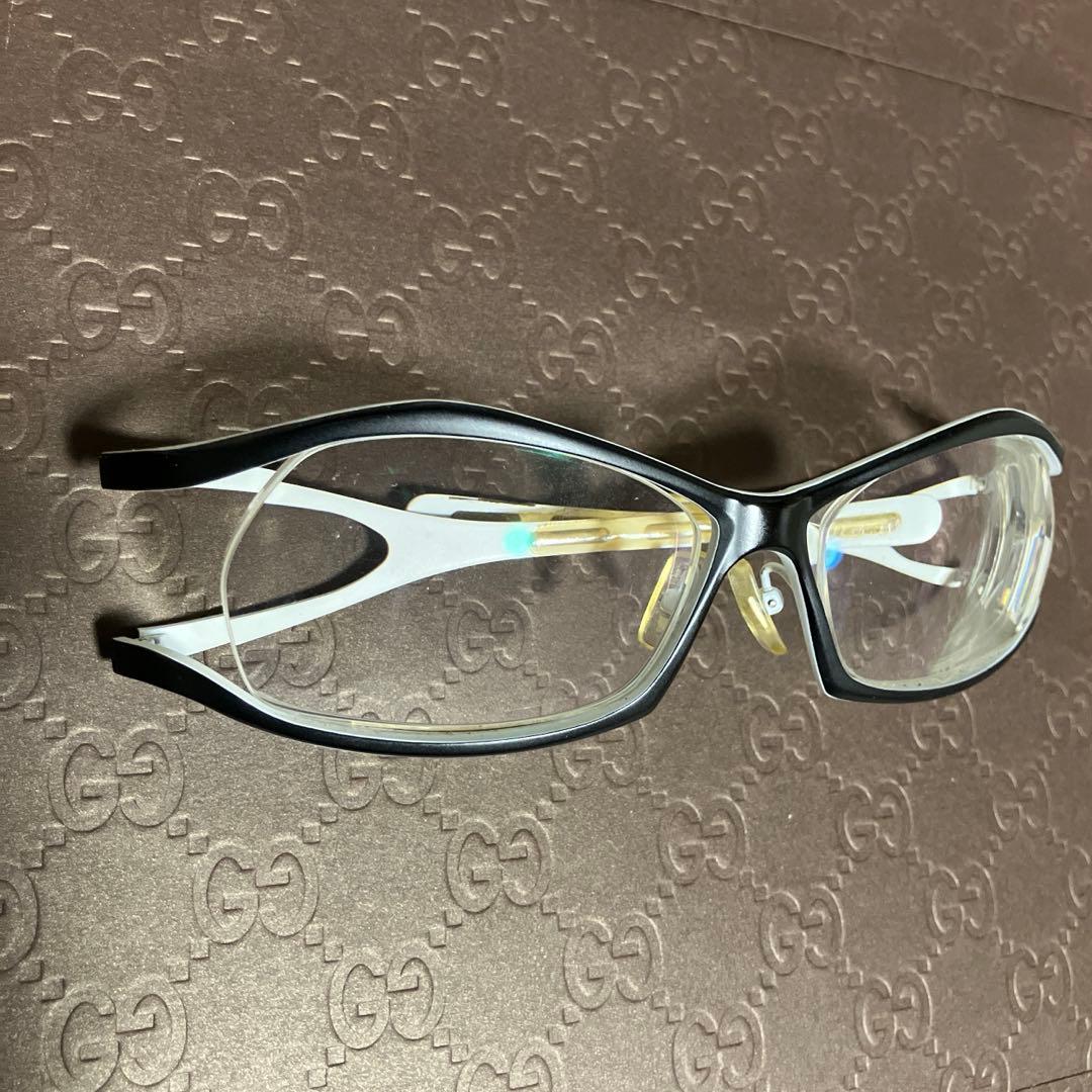 ひでボー　アンティーク LESS THAN HUMAN レスザンヒューマン