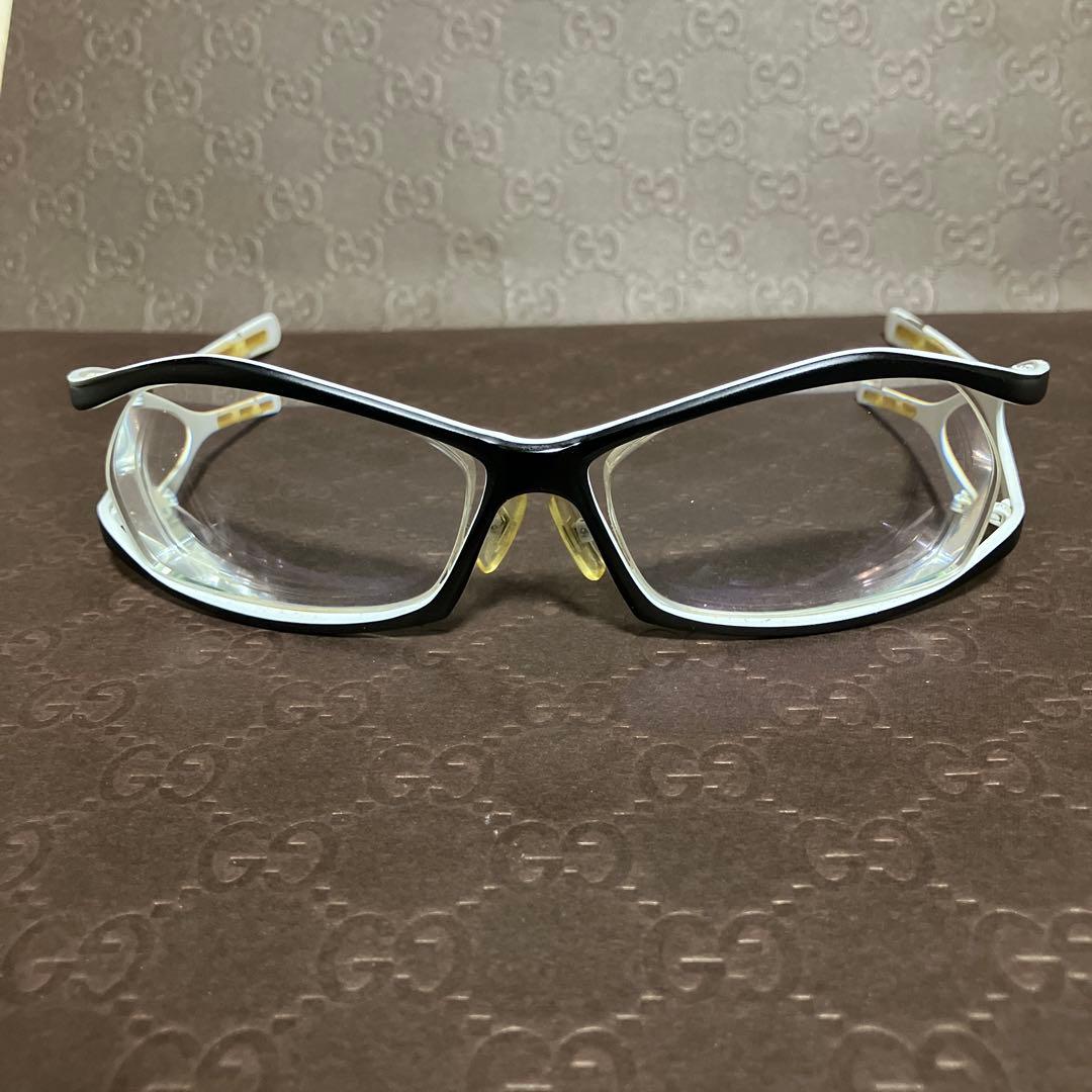 ひでボー　アンティーク LESS THAN HUMAN レスザンヒューマン