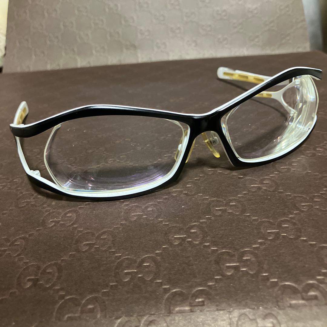 ひでボー　アンティーク LESS THAN HUMAN レスザンヒューマン