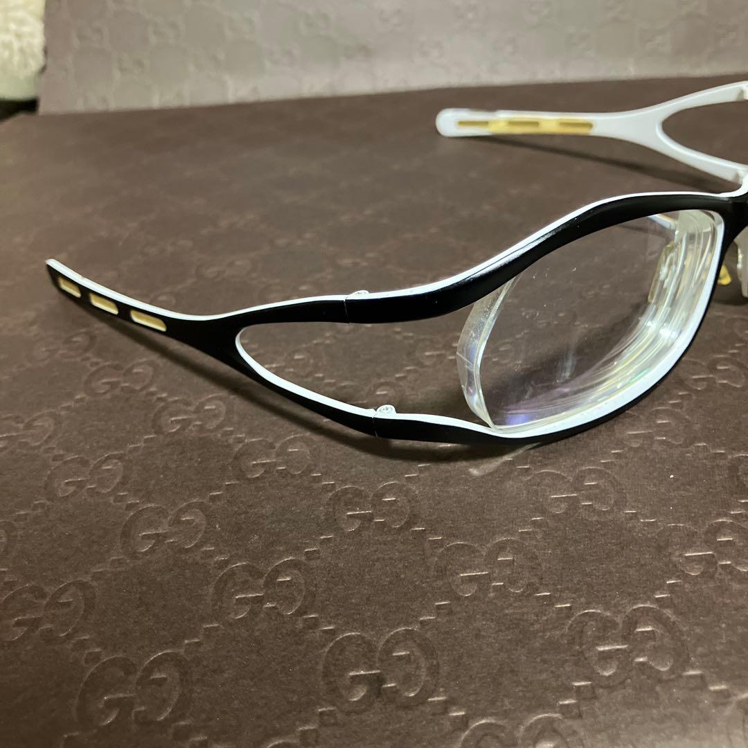 ひでボー　アンティーク LESS THAN HUMAN レスザンヒューマン