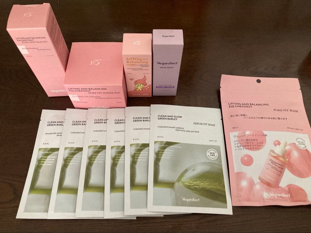 ヴィーガンイフェクト　イチジク　トナーパッド、毛穴アンプル、クリーム、パックなど