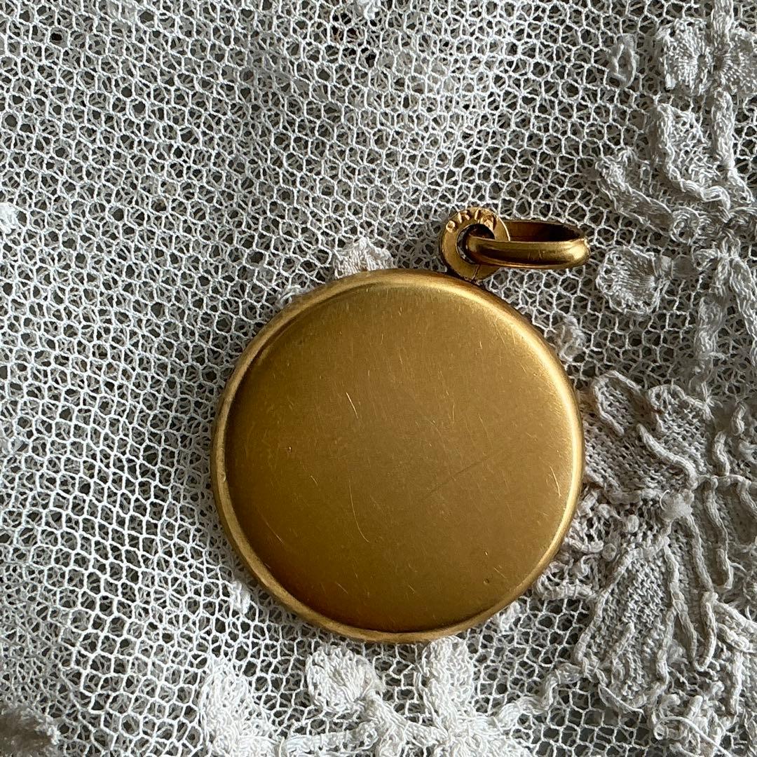 フランスアンティーク　ペンダントトップ＆ブローチ　ゴールドプレート　ビジュー