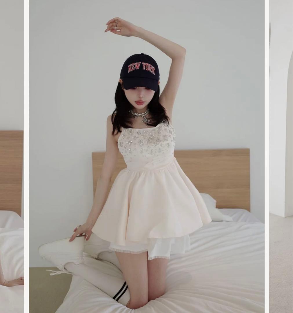 新品タグ付き ダーリッチ ジュエリーフレアチュニック アイボリー