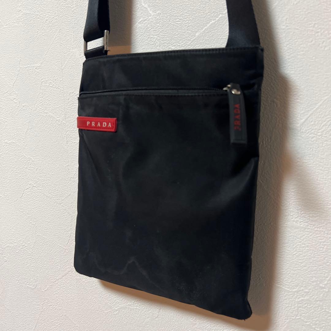 PRADA ブラック ショルダーバッグ　限定セール　当日発送