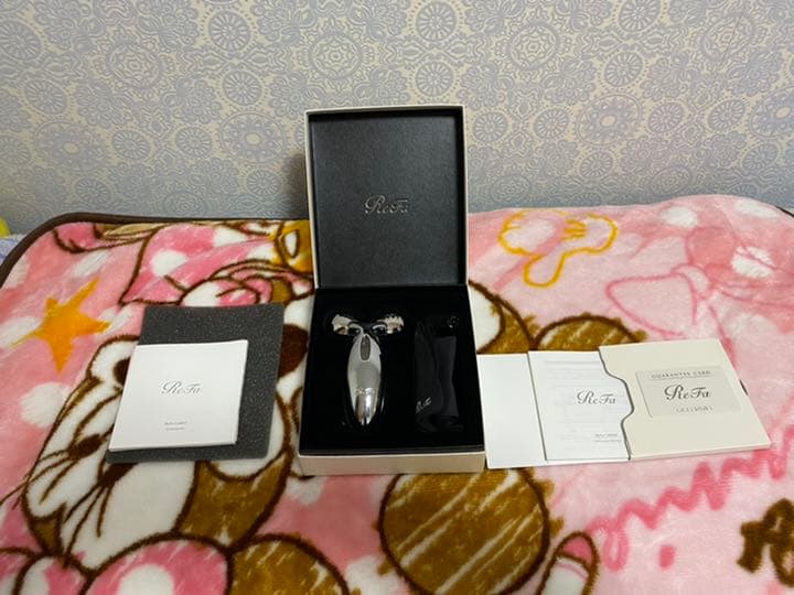 リファ　美顔器