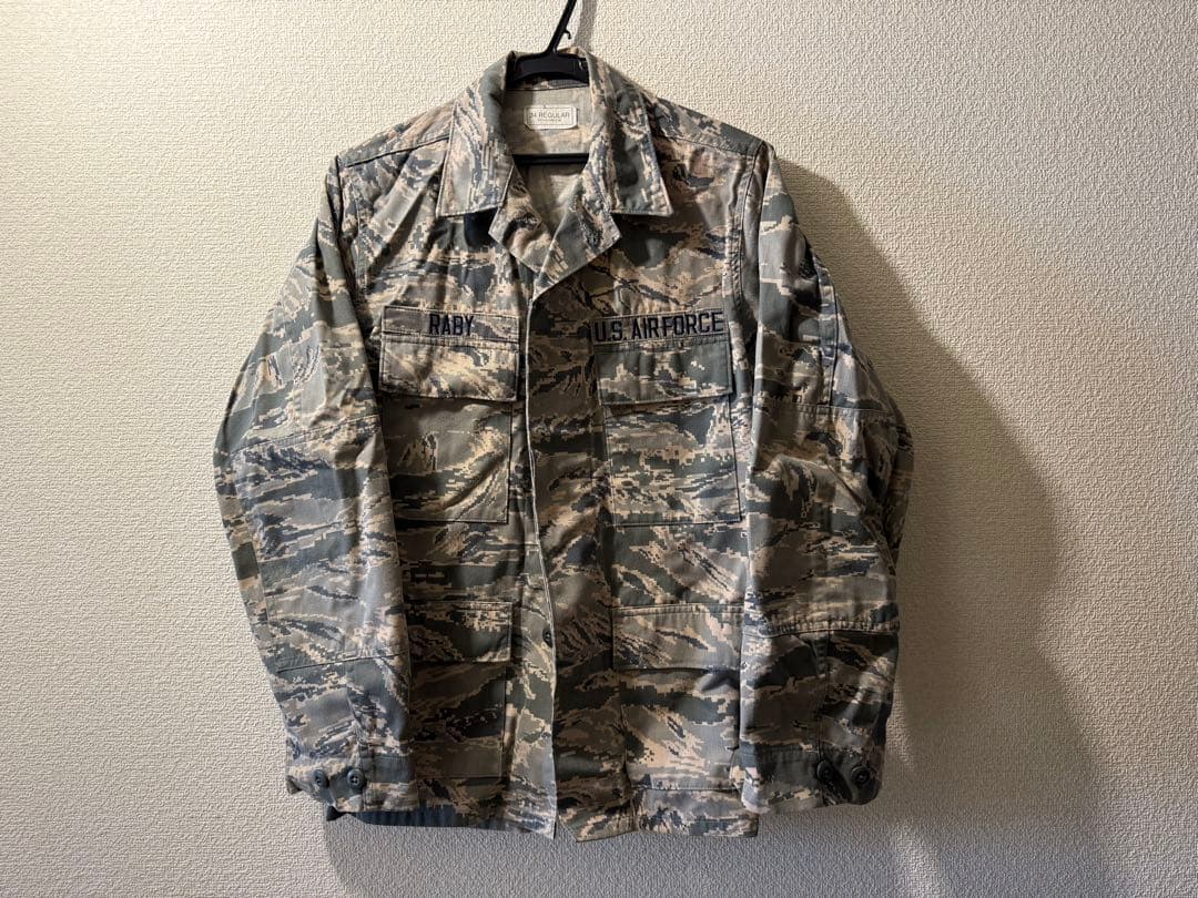 　ミリタリージャケット