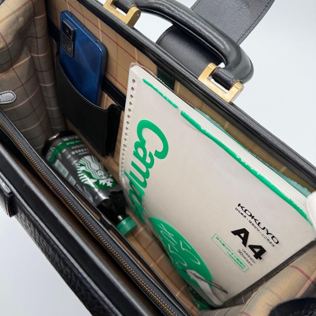 バーバリー メンズ カーフ レザー ダレス ドクター バッグ 黒 A4 ビジネス