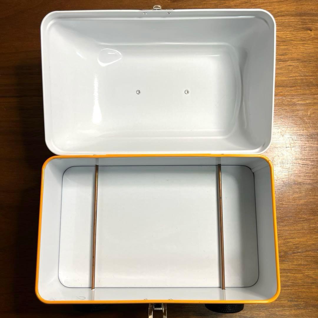 サンリオ　わくわくおでかけなかよしバス 缶ケース　ピューロランド限定