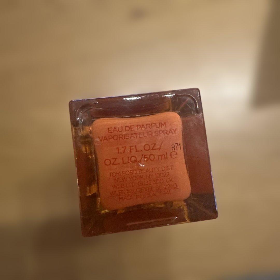 トムフォード TOM FORD ビター ピーチ EDP SP 50ml