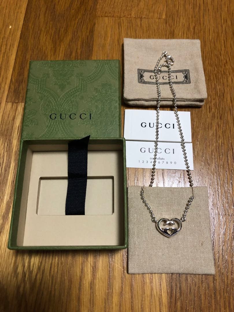 【値下げ】GUCCI インターロッキングハート　シルバー925ネックレス