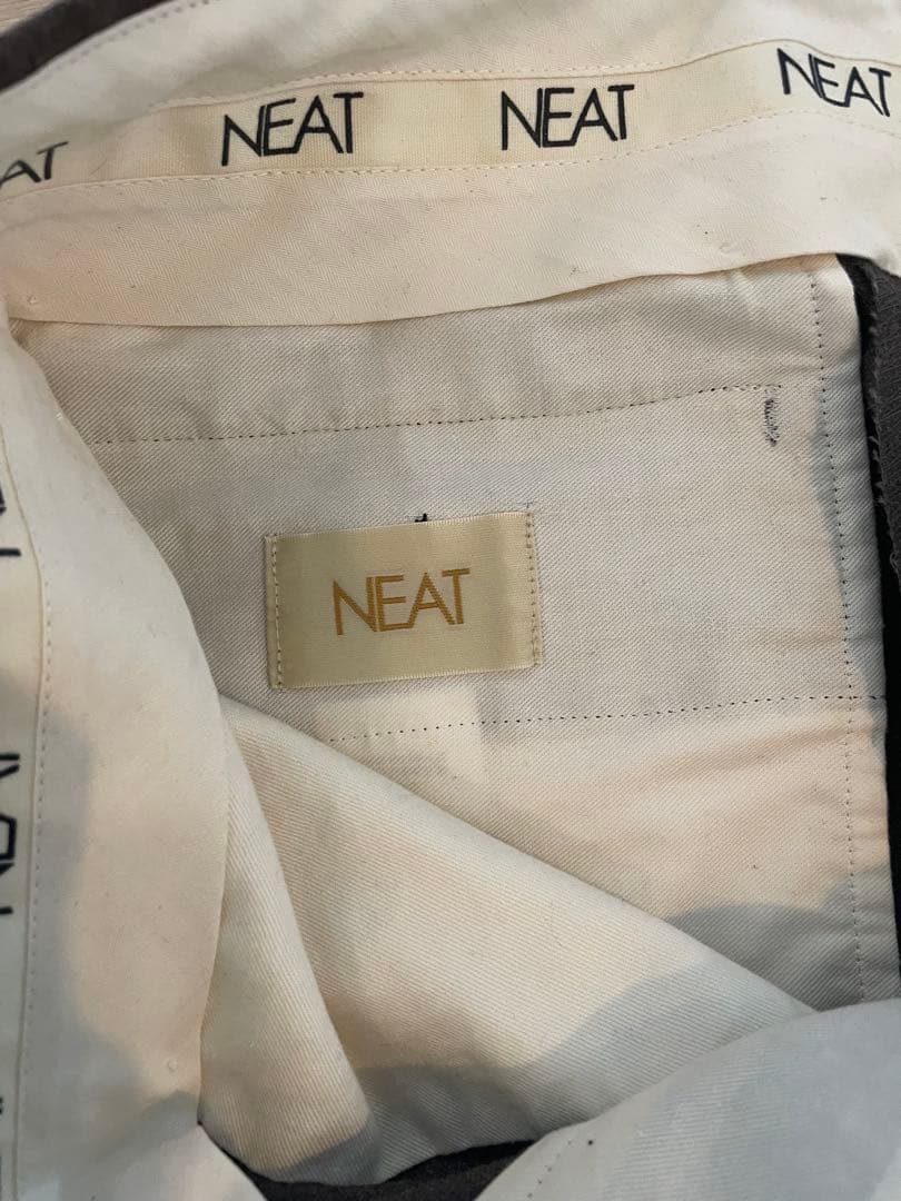 一*球様 NEAT Action Slacks Toni brown