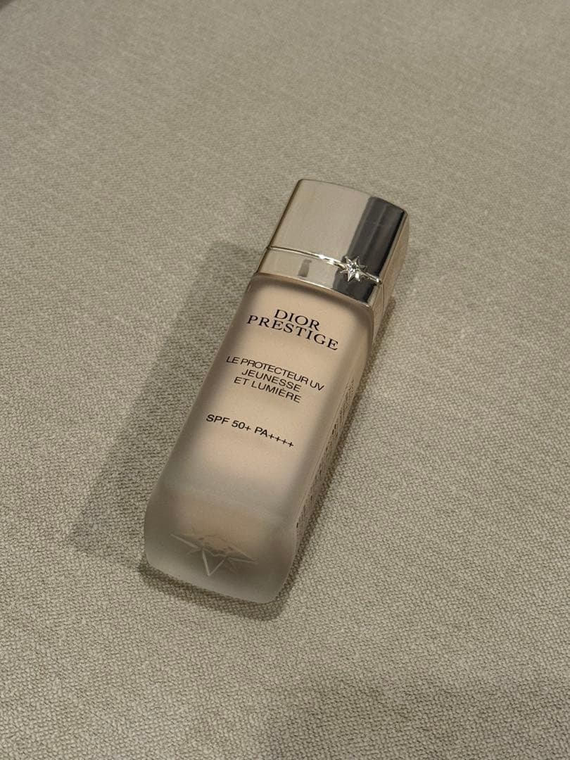 プレステージ ホワイト ル プロテクター UV ルミエール　BB 01