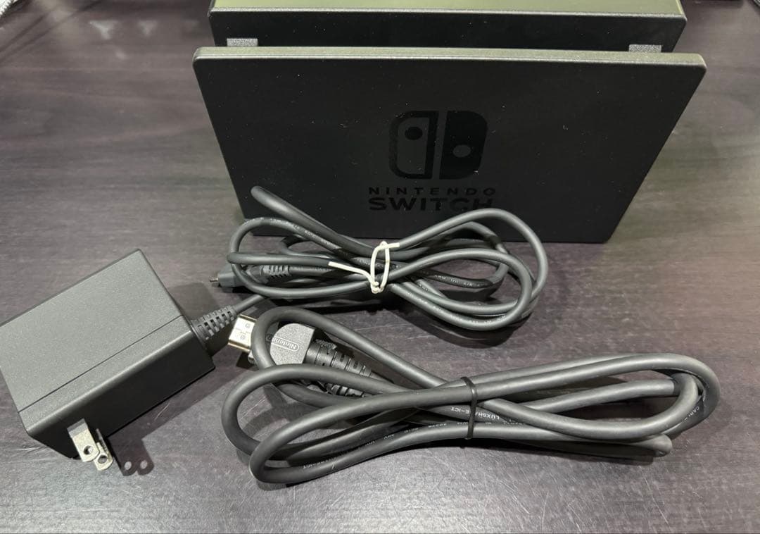 ニンテンドースイッチ　保護フィルム付　プロコン．メモリーカード付