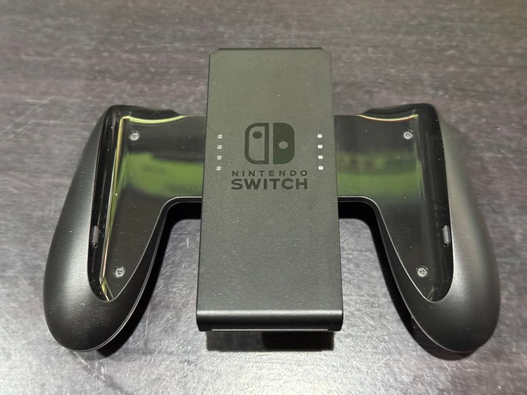 ニンテンドースイッチ　保護フィルム付　プロコン．メモリーカード付