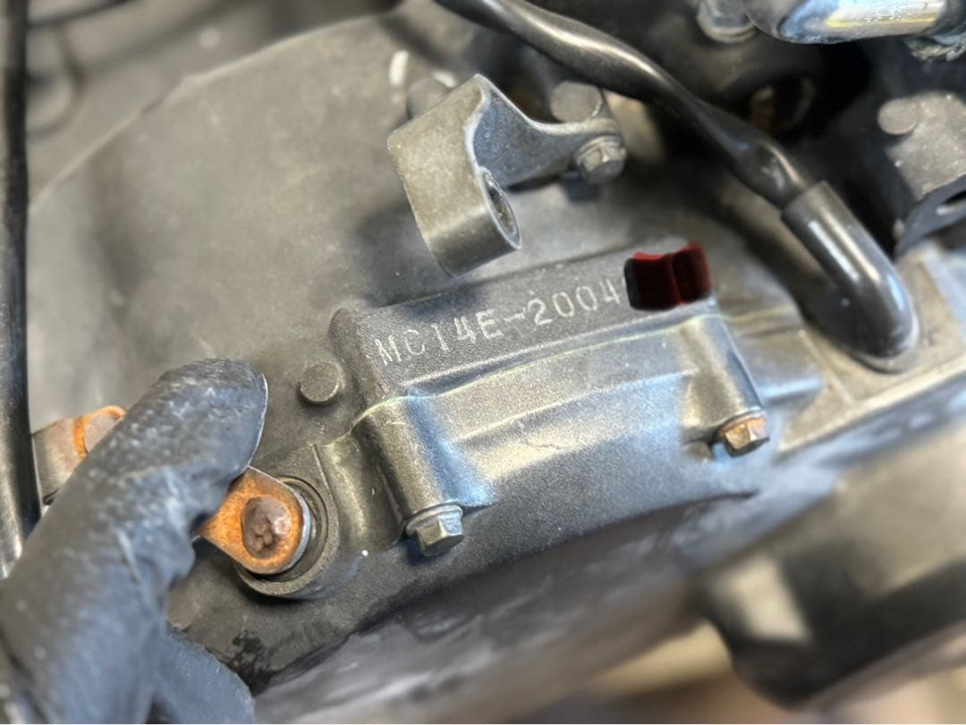 大人気 ホーネッ250 MC31-150xx2007年エンジンMC14E-200