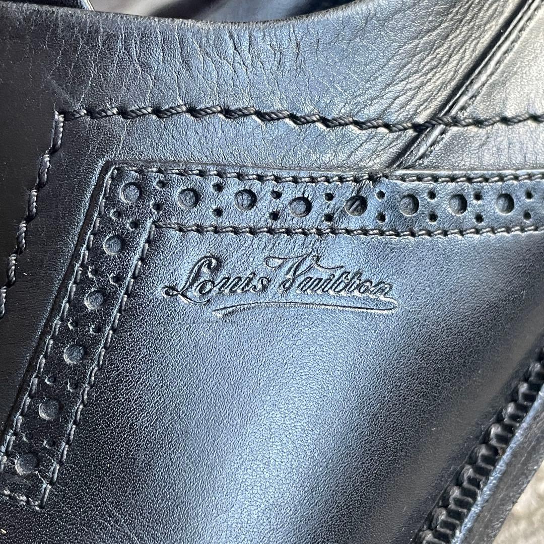 自分へのご褒美に！ LOUIS VUITTON ルイヴィトン　イニシャルロゴ