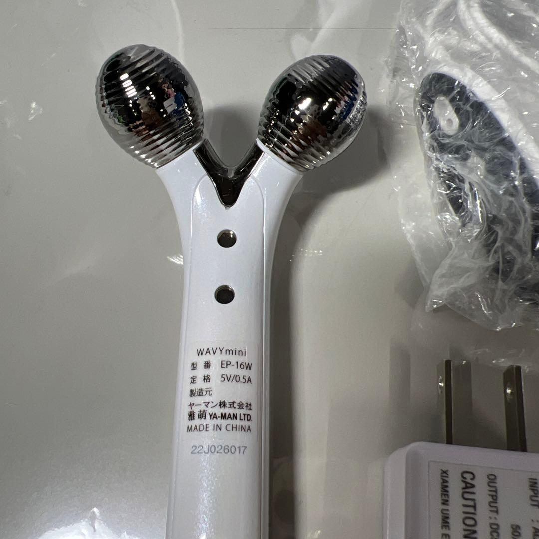 G485 ヤーマン 美顔器 ウェイビー ミニ ローラー EP16W ホワイト