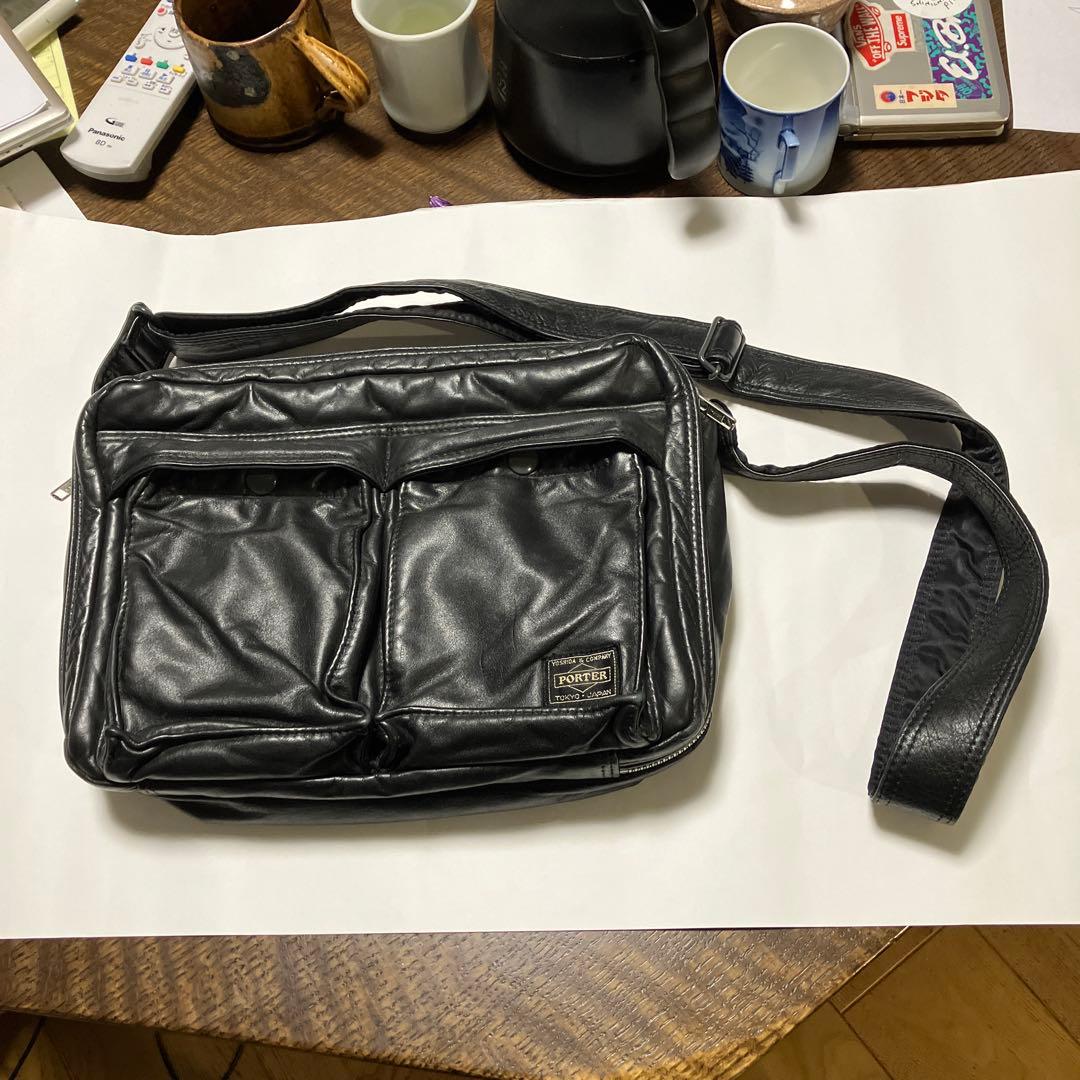 PORTER 吉田カバン　タンカー　レザーショルダーバッグ 2層式　ブラック