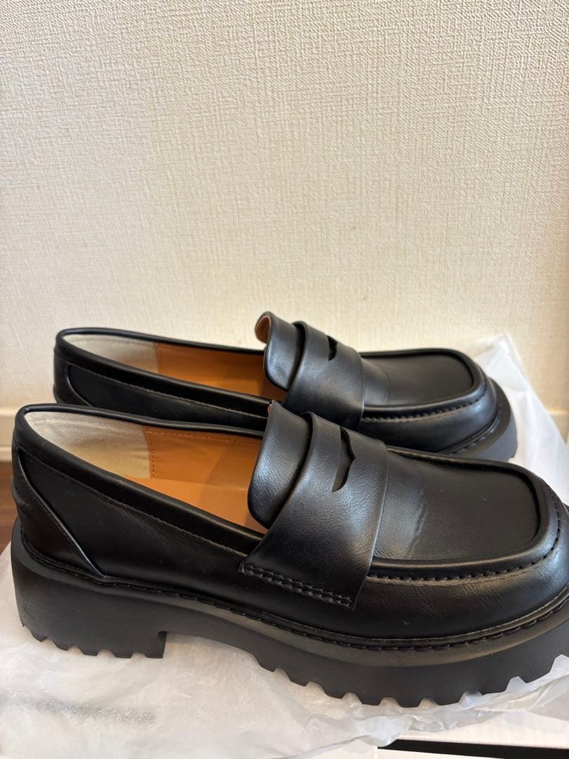 MOUSSY PLATFORM ローファー