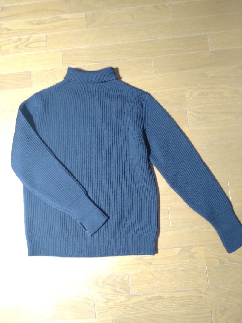 ANDERSEN-ANDERSEN ダークネイビータートルネックセーター