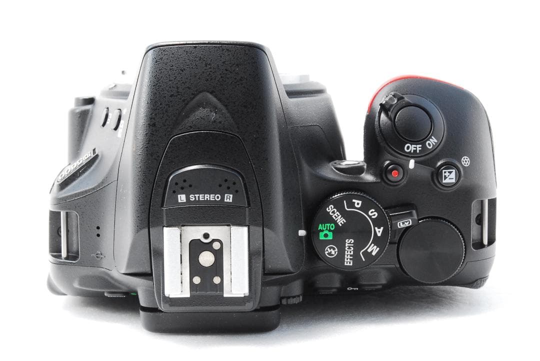 トマト❣️Bluetooth搭載❣️ ニコン Nikon D5600