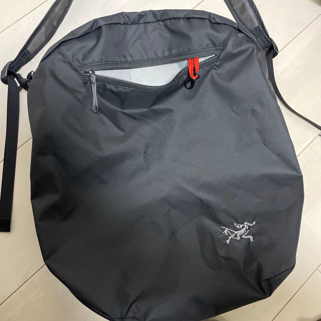 アークテリクス　ヒリアド12トート