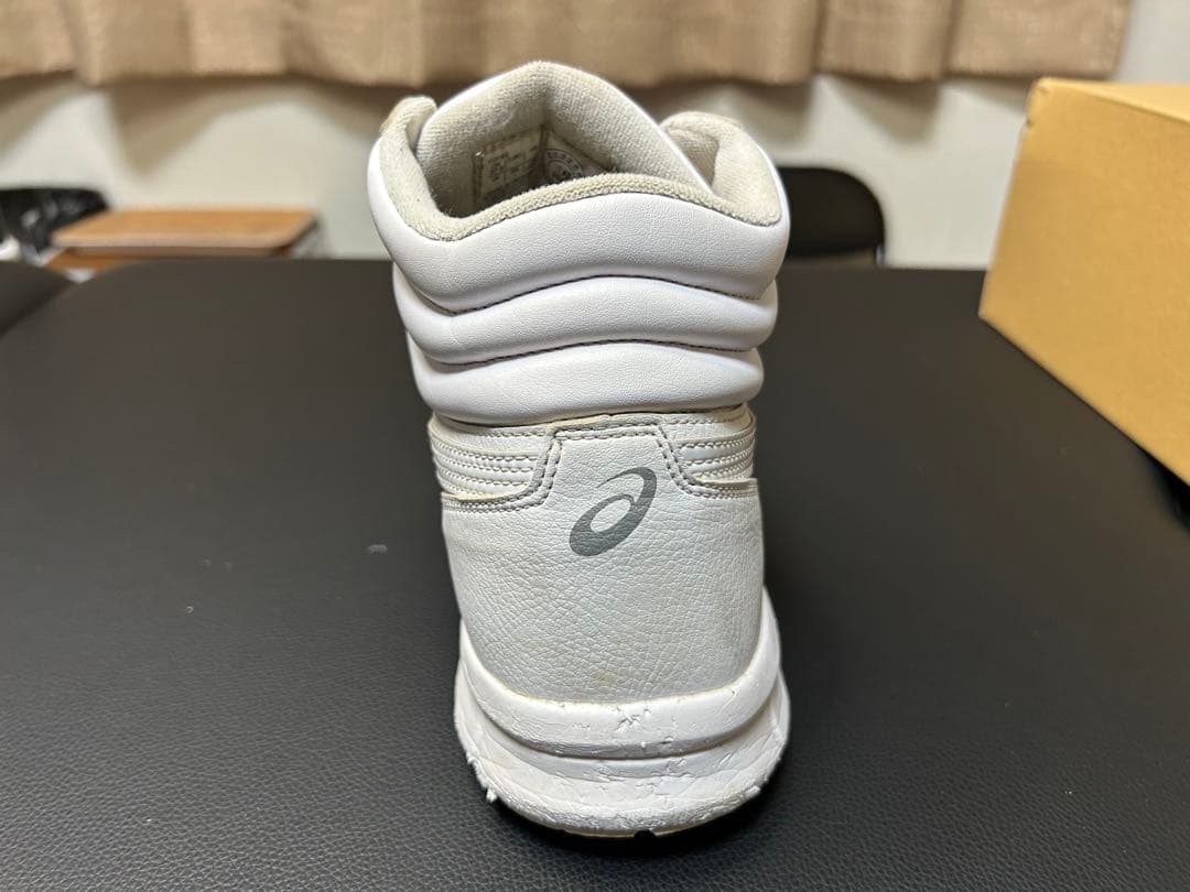 アシックス　安全靴　ウィンジョブcp302 ホワイト　27.5 中古