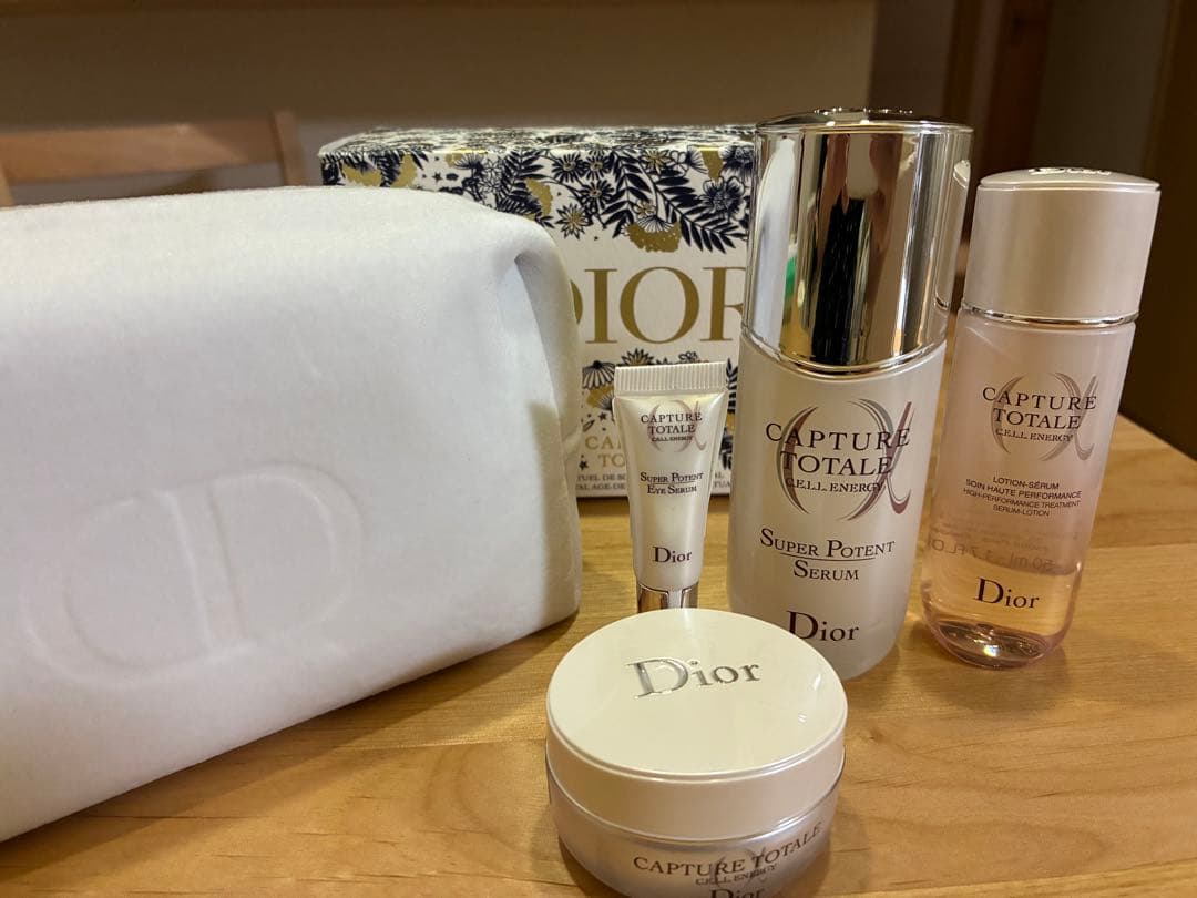 カプチュール トータル ホリデー クリスマスコフレ