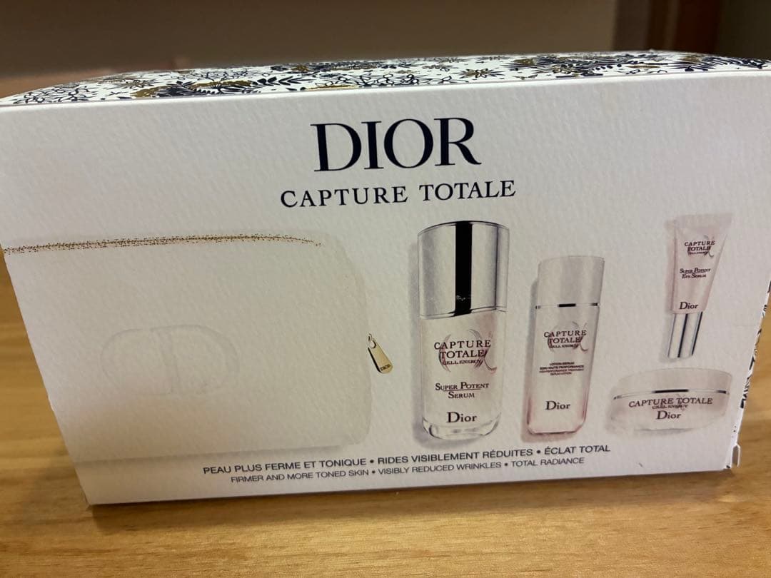 カプチュール トータル ホリデー クリスマスコフレ